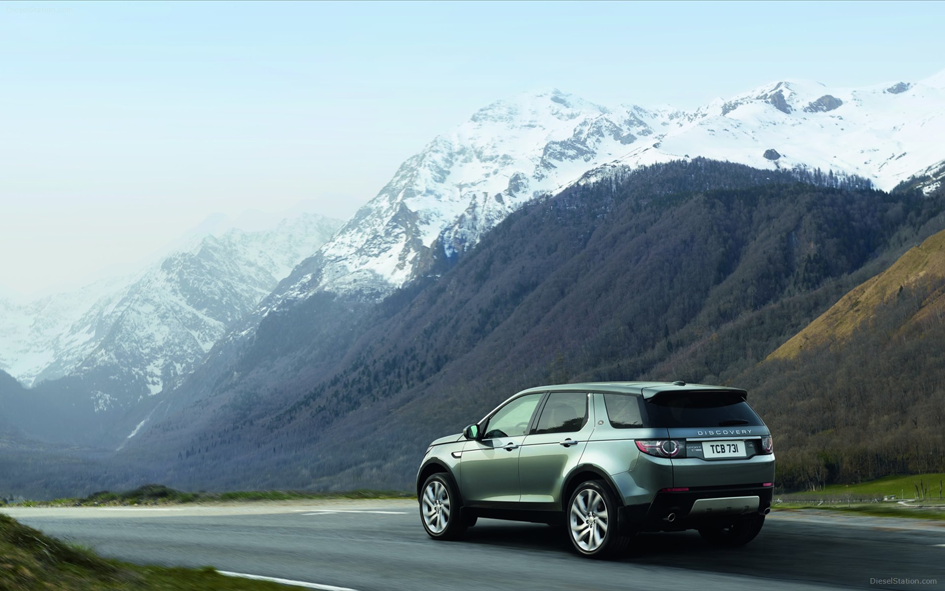 Land Rover Discovery Sport 2015
